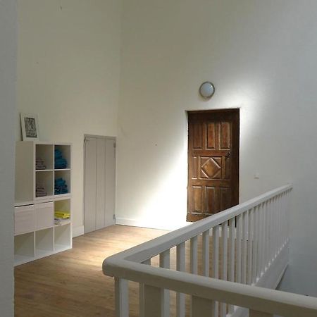 Bed and Breakfast Le Ciel Par-Dessus Le Toit Salavas Exterior foto