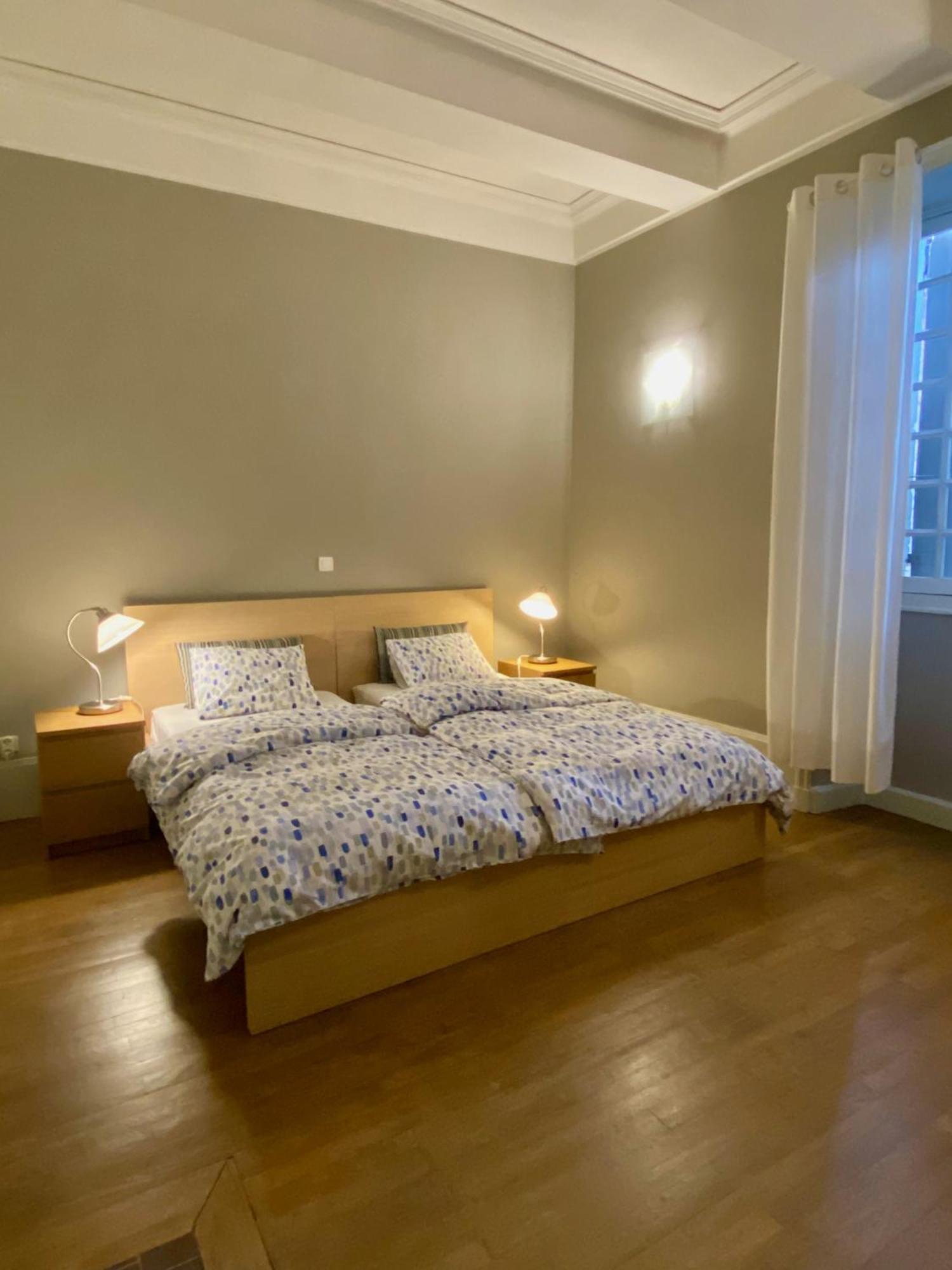 Bed and Breakfast Le Ciel Par-Dessus Le Toit Salavas Exterior foto